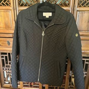MICHAEL KORS QUILTED PUFFER JACKET BLACK WITH GOLD DETAILS SIZE MEDIUM